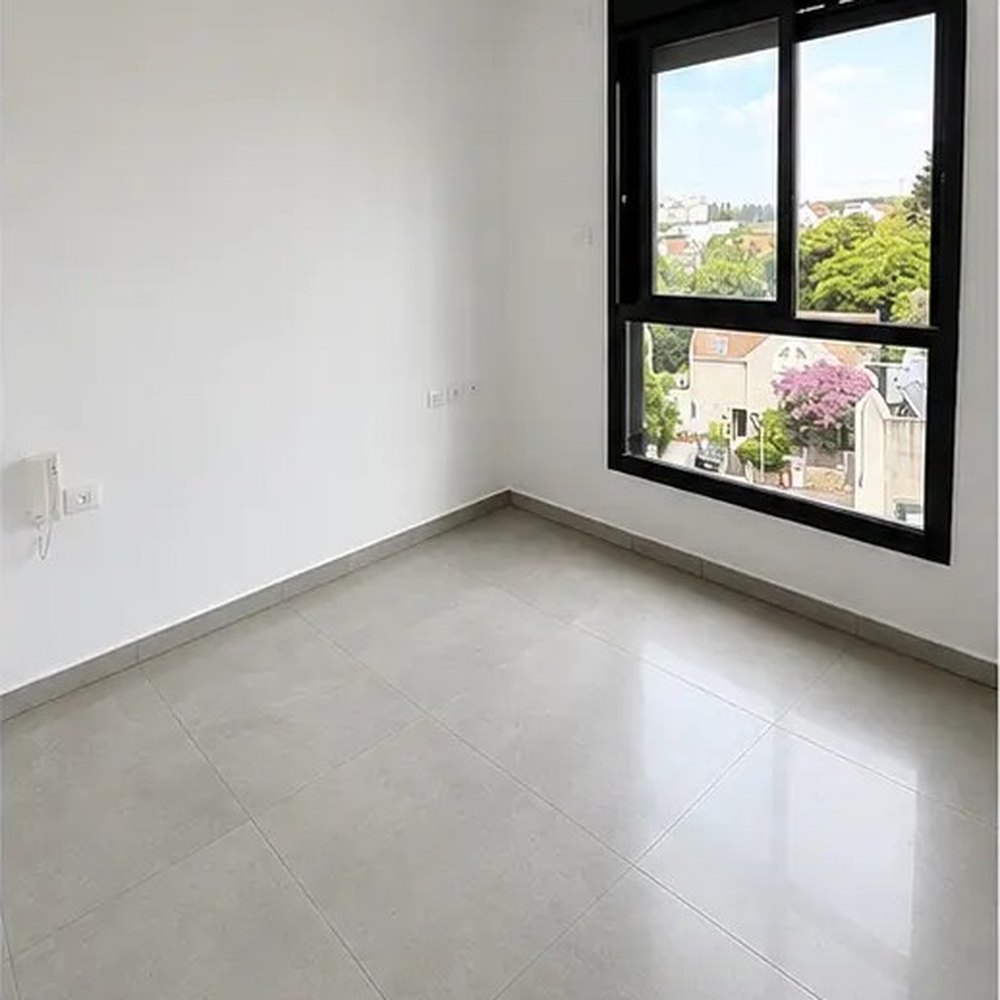 חדר לאחר ניקיון אבק בנייה